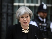 Thủ tướng Anh kêu gọi ngăn chặn tư tưởng cực đoan trên mạng xã hội