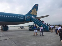 Vietnam Airlines điều chỉnh giờ bay do bão