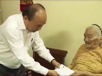 Thủ tướng Chính phủ thăm Mẹ Việt Nam anh hùng tại Quảng Bình