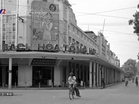 Khám phá lịch sử khu phố Tây của Hà Nội