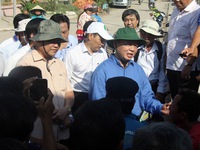 Bộ trưởng Trần Hồng Hà chỉ đạo công tác khắc phục sạt lở tại An Giang