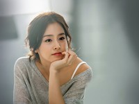 Kim Tae Hee đẹp không tì vết trong bộ ảnh mới