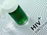 Phát hiện thuốc điều trị ung thư phối có thể tiêu diệt các tế bào nhiễm HIV