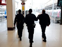 Pháp: Đóng cửa ga tàu điện ngầm tại Paris trước lo ngại an ninh