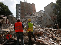 Mexico tìm kiếm thi thể cuối cùng còn mắc kẹt sau động đất