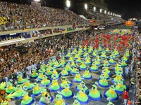 Carnival 2017 - Cú hích hay gánh nặng cho Brazil?