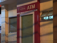 Người dân phản ứng về quyết định hạn chế giờ hoạt động ATM
