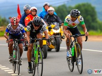 Kết quả chi tiết giải xe đạp quốc tế VTV Cúp Tôn Hoa Sen 2017: Nguyễn Thành Tâm thắng chặng 13, Jiung Jang tiếp tục giữ áo vàng