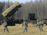 Ba Lan mua hệ thống phòng thủ tên lửa của Mỹ