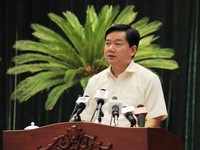 Kỷ luật cảnh cáo đồng chí Đinh La Thăng, cho thôi giữ chức Ủy viên Bộ Chính trị