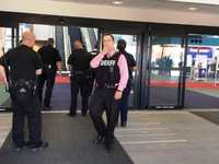 Tấn công cảnh sát tại sân bay Mỹ, hung thủ đã bị bắt giữ