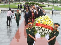Tưởng nhớ anh hùng liệt sỹ quân tình nguyện Việt Nam tại Campuchia