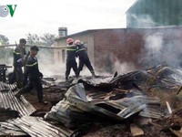 Hỏa hoạn thiêu rụi xưởng gỗ tại Lâm Đồng