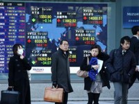 Chứng khoán châu Á phản ứng trước số liệu kinh tế từ Trung Quốc