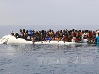 Hàng nghìn người di cư được cứu ngoài khơi Libya