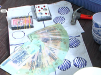 Bắt hai vụ đánh bạc quy mô lớn tại Thanh Hóa và Lâm Đồng