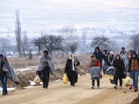 Người tị nạn châu Âu vật lộn với giá lạnh