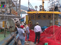 Vụ tàu cá vỏ thép mới đóng đã hỏng: Tạm dừng hợp đồng mới với 2 doanh nghiệp