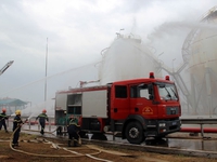 Diễn tập chữa cháy lớn tại kho khí hóa lỏng Dung Quất