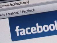 Facebook trước thách thức kiểm soát video phát trực tuyến