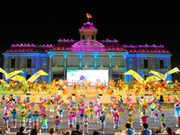 Tưng bừng “quẩy nắng” tại Festival biển Nha Trang 2017
