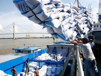 Bộ Công Thương: 'Không chấp nhận chuyện mua bán chỉ tiêu xuất khẩu gạo'