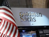Goldman Sachs: Bitcoin không thể thay thế vàng