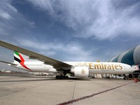 Hãng hàng không Emirates cho phép dùng thiết bị điện tử trước khi lên máy bay
