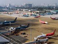 Bàn giao đất mở rộng sân bay Tân Sơn Nhất cho Bộ GTVT