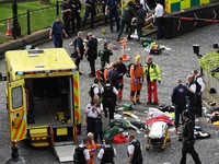 Khủng bố ngoài tòa nhà Quốc hội Anh: Ít nhất 5 người chết, 40 người bị thương