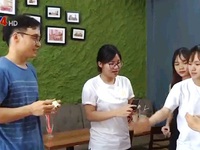 CLB High5 Hà Nội giúp người nước ngoài học tiếng Việt