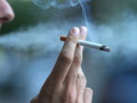 Số người hút thuốc lá trên toàn thế giới giảm 2,5 trong vòng 10 năm qua