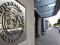 IMF hạ dự báo tăng trưởng toàn cầu do căng thẳng thương mại