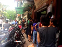 Nhiều cửa hàng bánh Trung thu truyền thống đắt khách trước dịp Rằm tháng 8