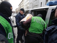 Đức bắt giữ 1 nghi can khủng bố tại Berlin