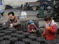Người dân Trung Quốc đối mặt với tình trạng thiếu khí đốt
