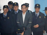 Hàn Quốc xét xử và thẩm vấn nhiều lãnh đạo của Samsung, Lotte