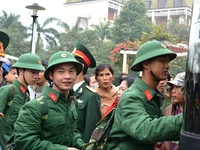 Thanh niên Thừa Thiên - Huế hăng hái lên đường nhập ngũ