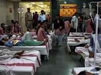 Ít nhất 50 học sinh Ấn Độ nhập viện do rò rỉ khí độc