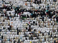 2 triệu người Hồi giáo hành hương tới Thánh địa Mecca