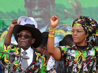 Cựu Tổng thống Zimbabwe được miễn truy tố