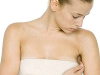 Nâng ngực có thể dẫn đến ung thư hiếm gặp