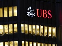 Ngân hàng UBS sẽ tính phí tiền gửi với đồng Euro từ tháng 5