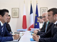 Nhật Bản và Pháp nhất trí gia tăng sức ép đối với Triều Tiên