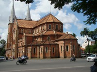 Trùng tu nhà thờ Đức Bà sau hơn 100 năm hoạt động