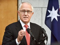 Australia siết chặt quy định nhập cư