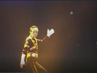 CEO của Alibaba Jack Ma nhảy theo phong cách Michael Jackson