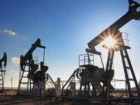 IEA: Nguy cơ mất ổn định nguồn cung và giá dầu do đầu tư yếu