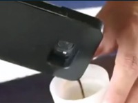 Mokase - Ốp điện thoại kiêm máy pha cà phê