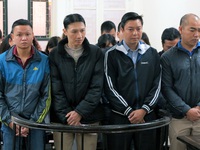 Hà Nội: Phạt tù nhóm nhân viên cây xăng Trần Khát Chân gian lận xăng dầu